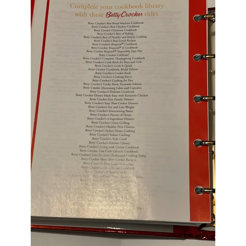 Betty Crocker Cookbook Bonus Edition Red Ring Binder 1000+ Recipes Wiley Classic